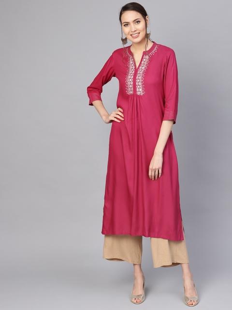 

Varanga Women Magenta Solid Straight Kurta