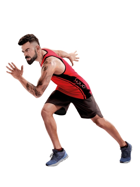 

one8 by Virat Kohli Men Red & Black Colourblocked Gym Innerwear Vest 209