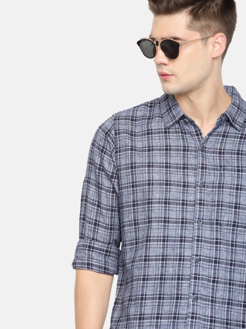 

SINGLE Men Blue & White Slim Fit Checked Casual Shirt