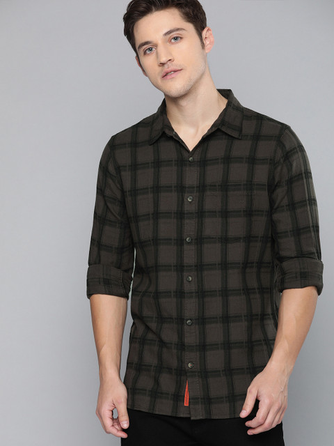 

SINGLE Men Brown & Black Slim Fit Checked Casual Shirt