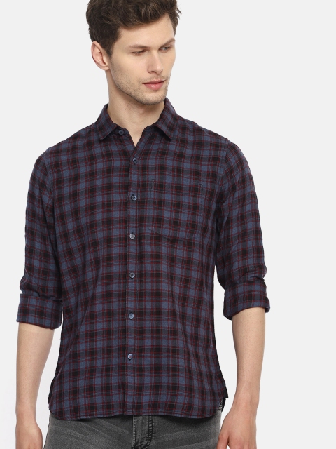 

SINGLE Men Navy Blue & Black Slim Fit Checked Casual Shirt