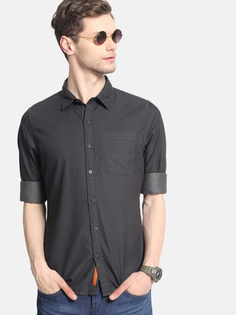 

SINGLE Men Black Slim Fit Solid Casual Shirt