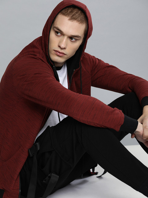 

SINGLE Men Maroon Solid Hooded Sweatshirt