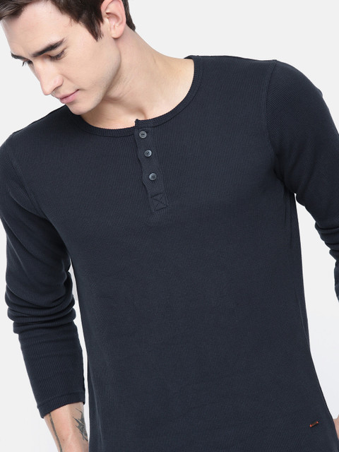 

SINGLE Men Navy Blue Self Design Henley Neck T-shirt