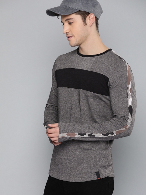 

SINGLE Men Grey Solid Round Neck T-shirt