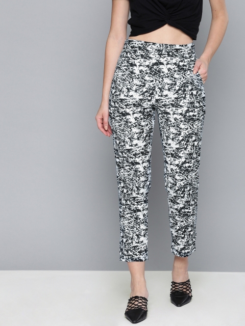 

HERE&NOW Women Black & White Regular Fit Printed Cropped Cigarette Trousers