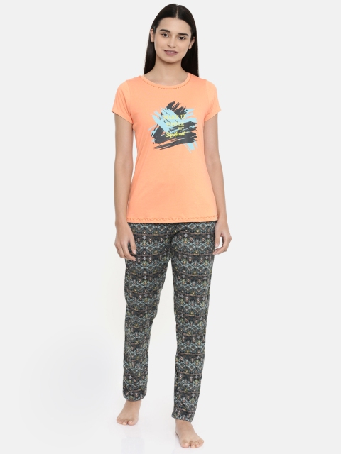 

Sweet Dreams Women Peach-Coloured & Charcoal Grey Printed Night suit