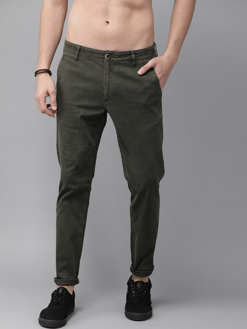 

Roadster Men Olive Green Solid Trousers