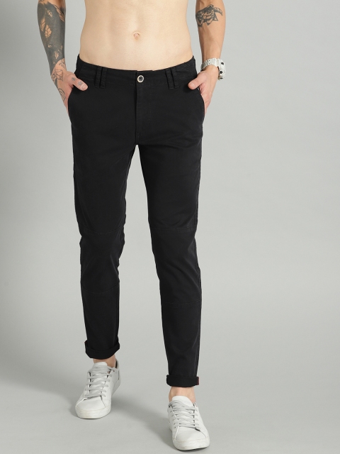 

Roadster Men Black Solid Chinos