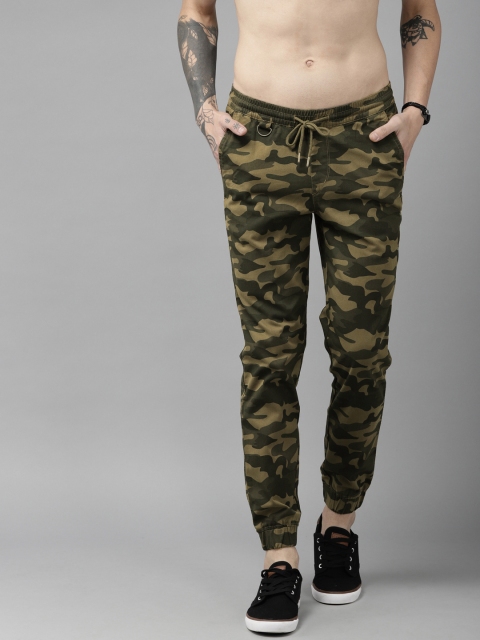 

Roadster Men Olive Green Regular Fit Camouflage Printed Joggers