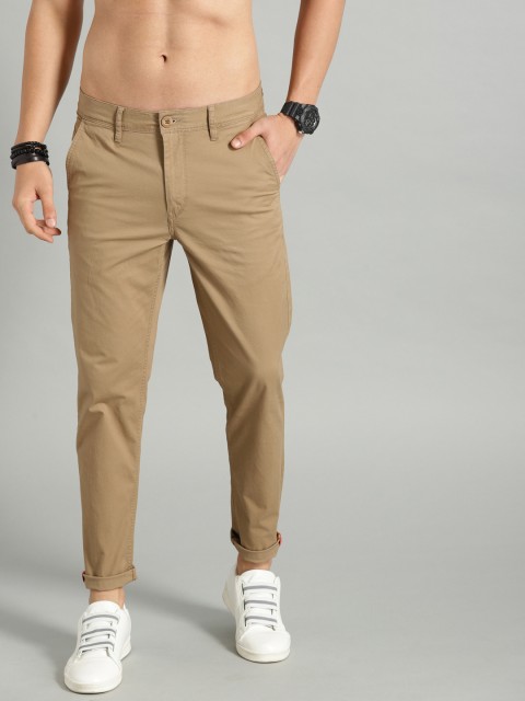 

Roadster Men Khaki Slim Tapered Fit Solid Chinos