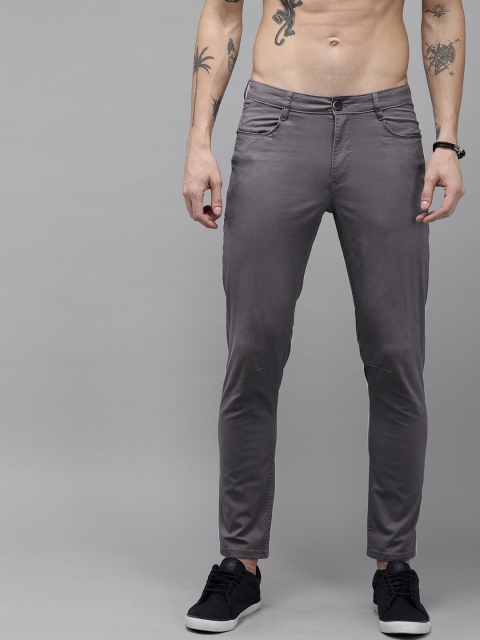 

Roadster Men Grey Soil Release Tapered Fit Ankle Length Solid Chinos