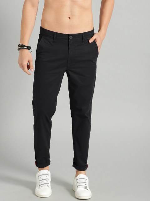 

Roadster Men Black Slim Tapered Fit Solid Trousers