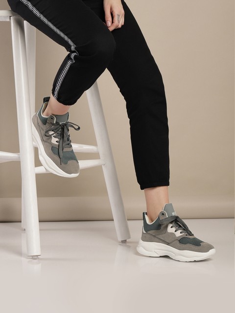 

HRX by Hrithik Roshan Women Grey Chunky Sneakers
