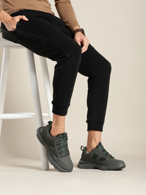 

HRX by Hrithik Roshan Men Dark Grey Solid Chunky Sneakers