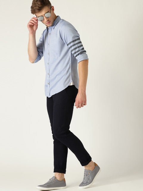 

United Colors of Benetton Men Blue Slim Fit Solid Casual Shirt