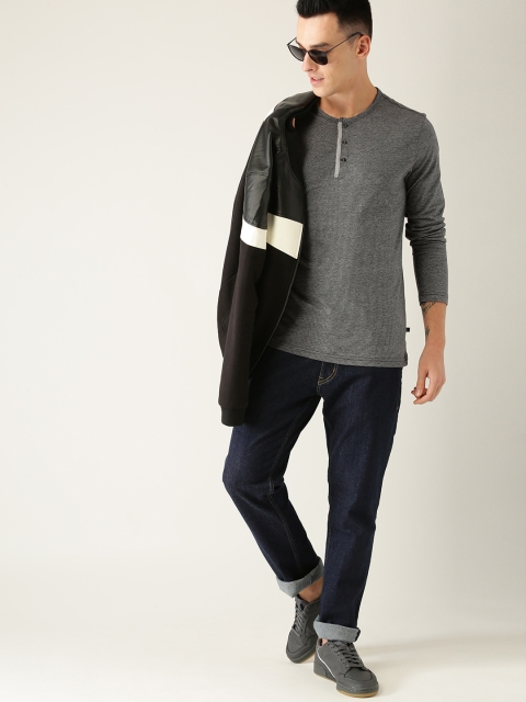 

United Colors of Benetton Men Charcoal Solid Henley Neck T-shirt