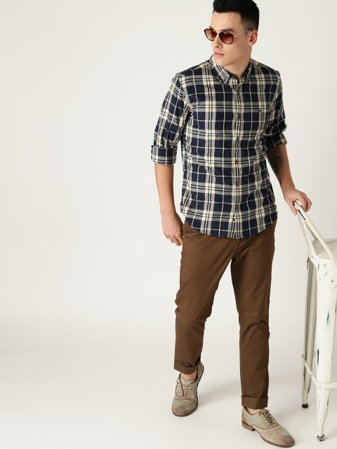 

United Colors of Benetton Men Navy Blue & Beige Slim Fit Tartan Checks Casual Shirt