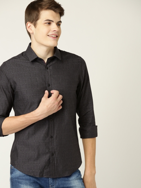 United Colors of Benetton Men Charcoal Grey Slim Fit Checked Casual Shirt