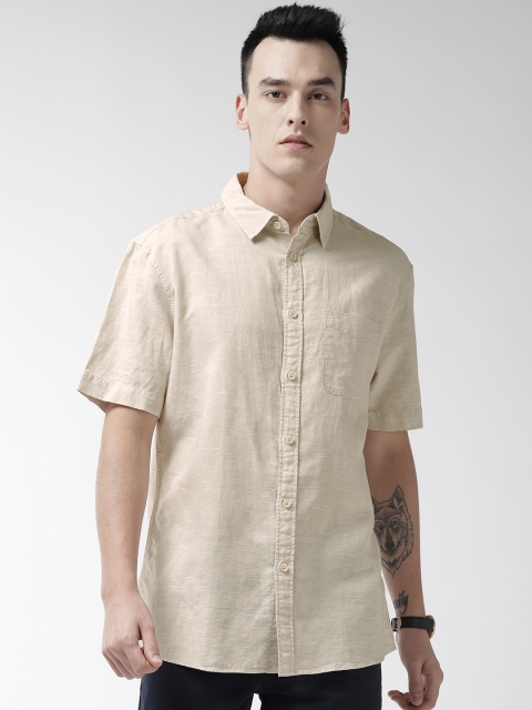 

Marks & Spencer Men Beige Regular Fit Chambray Solid Casual Shirt