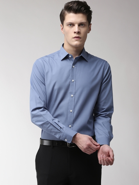 

Marks & Spencer Men Blue Slim Fit Solid Formal Shirt