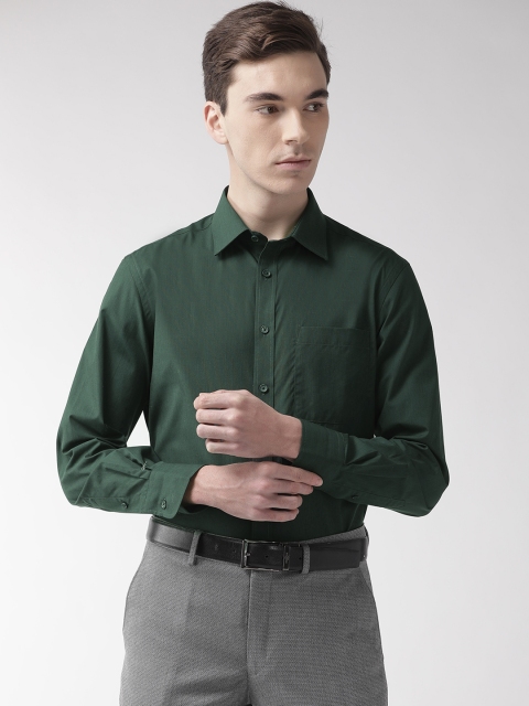 

Marks & Spencer Men Green Regular Fit Solid Formal Shirt