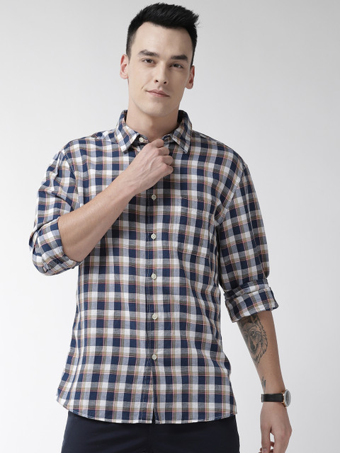 

Marks & Spencer Men Navy Blue & White Regular Fit Checked Casual Shirt