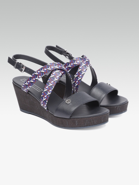 

Tommy Hilfiger Women Multicoloured Solid Sandals, Multi
