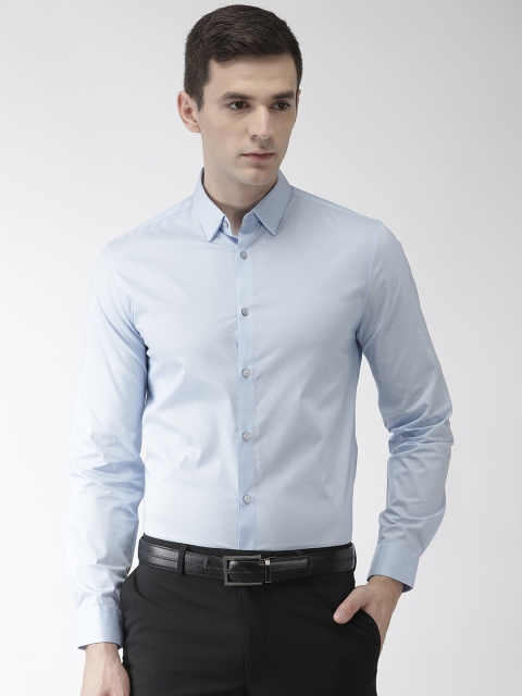 

Marks & Spencer Men Blue Smart Fit Solid Knitted Smart Casual Shirt