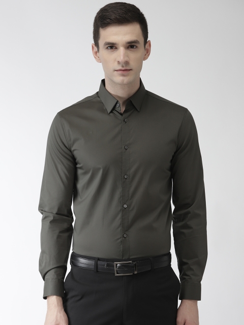 

Marks & Spencer Men Olive Green Smart Fit Solid Knitted Smart Casual Shirt