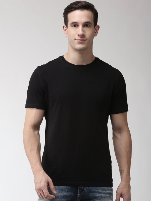 

Marks & Spencer Men Black Solid Slim Fit Round Neck T-shirt