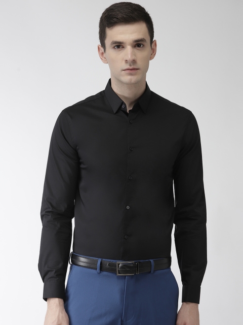 

Marks & Spencer Men Black Smart Fit Solid Knitted Smart Casual Shirt