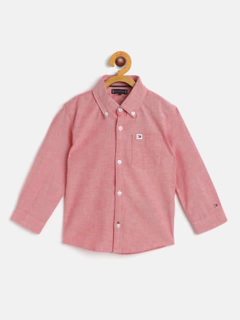 

Tommy Hilfiger Boys Peach-Coloured Regular Fit Solid Oxford Weave Casual Shirt