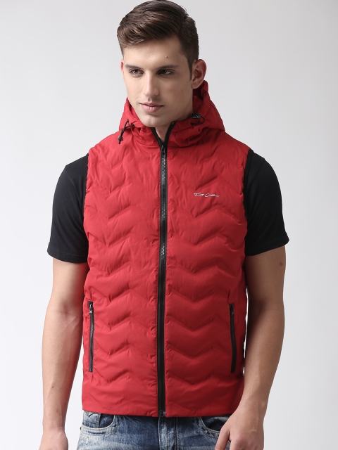 

Fort Collins Men Red Solid Hooded Padded Jacket
