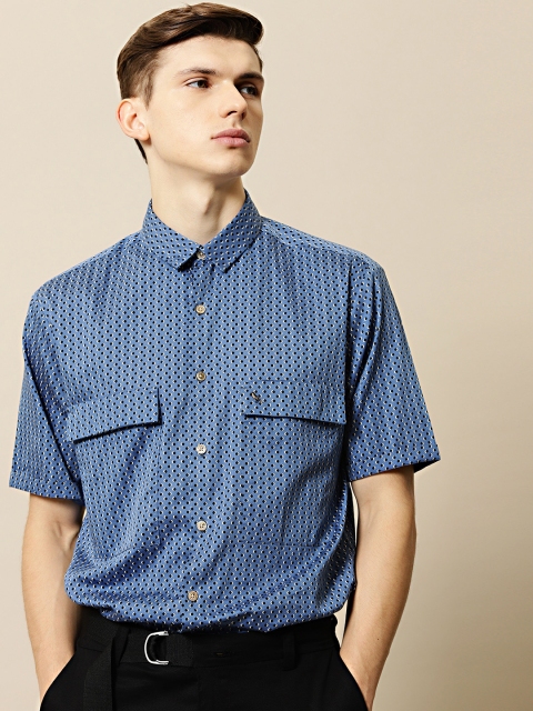 

Mr Bowerbird Men Blue & Black Liberal Fit Printed Casual Shirt