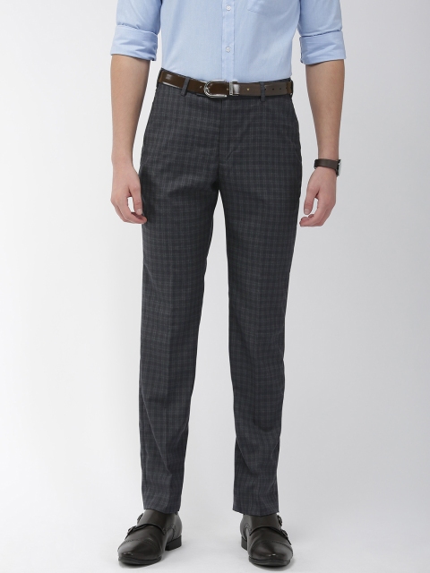 

Park Avenue Men Black & Grey Smart Fit Checked Formal Trousers