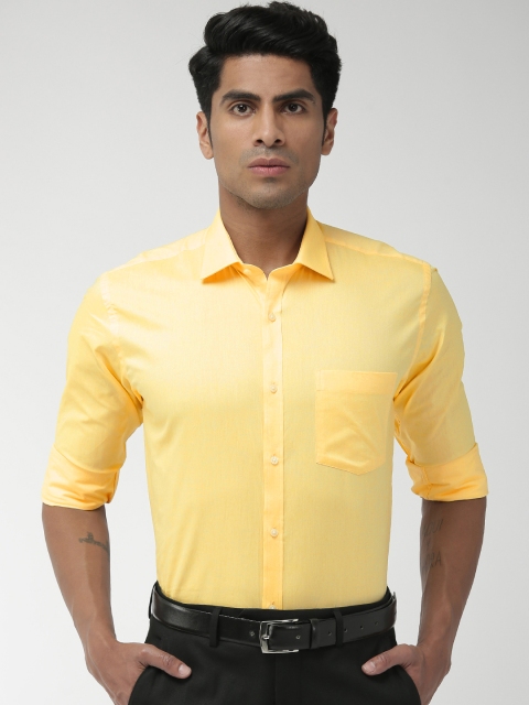 

Park Avenue Men Yellow Slim Fit Solid Formal Shirt