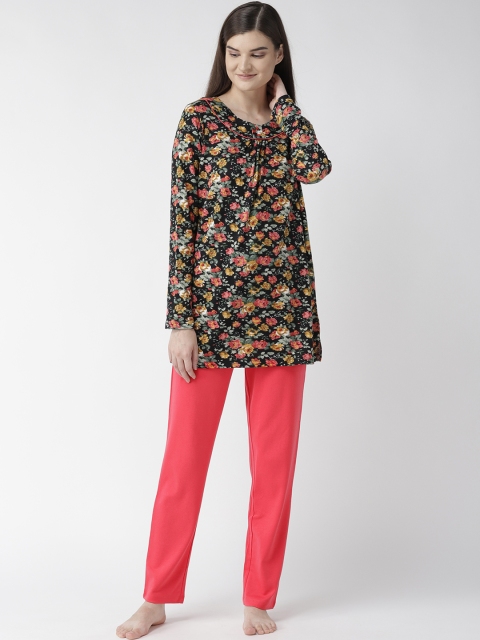 

MADAME M SECRET Women Black & Coral Pink Printed Night suit S9W30529 999