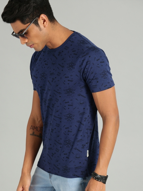 

Roadster Men Navy Blue & Black Printed Round Neck T-shirt