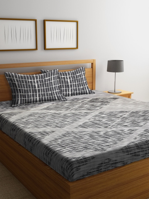 

SPACES Grey & Black Geometric Print 210 TC Cotton 1 Queen Bedsheet with 2 Pillow Covers
