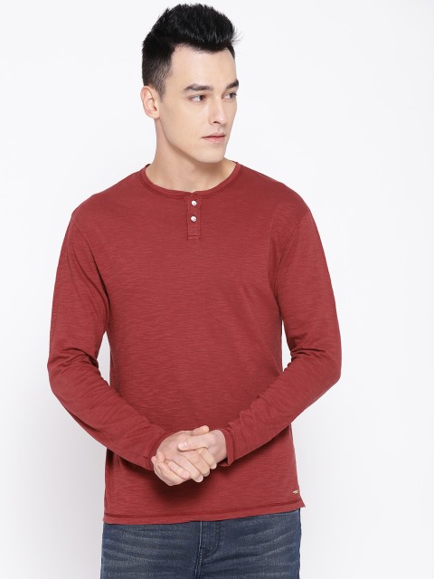

Blackberrys Men Rust Orange Solid Henley Neck T-shirt