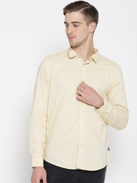 

Blackberrys Men Cream-Coloured Slim Fit Printed Casual Shirt