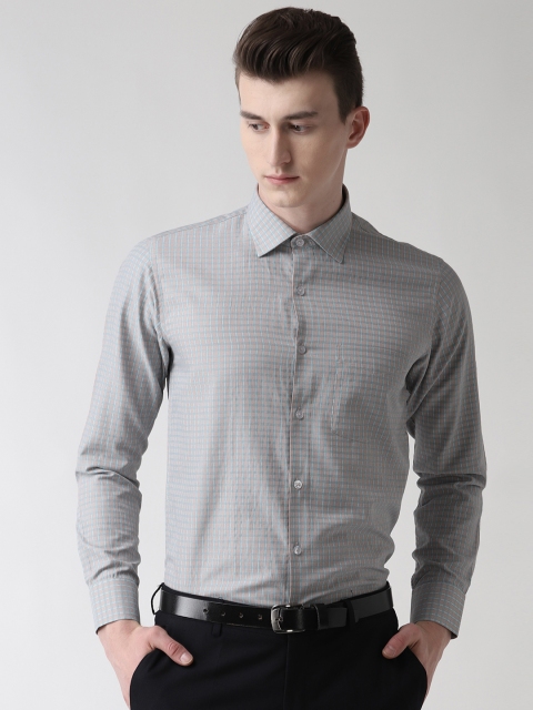 

Richlook Men Beige & Green Regular Fit Checked Formal Shirt