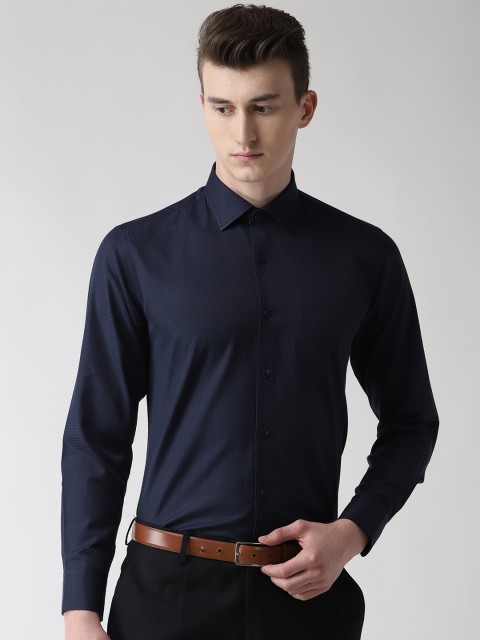 

Richlook Men Navy Blue Slim Fit Checked Smart Casual Shirt