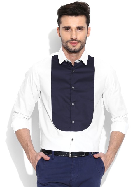 

Blackberrys White Fitted Fit Party Shirt