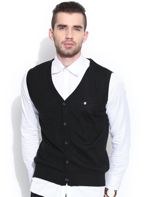 

Blackberrys Black Merino Wool Sleeveless Cardigan