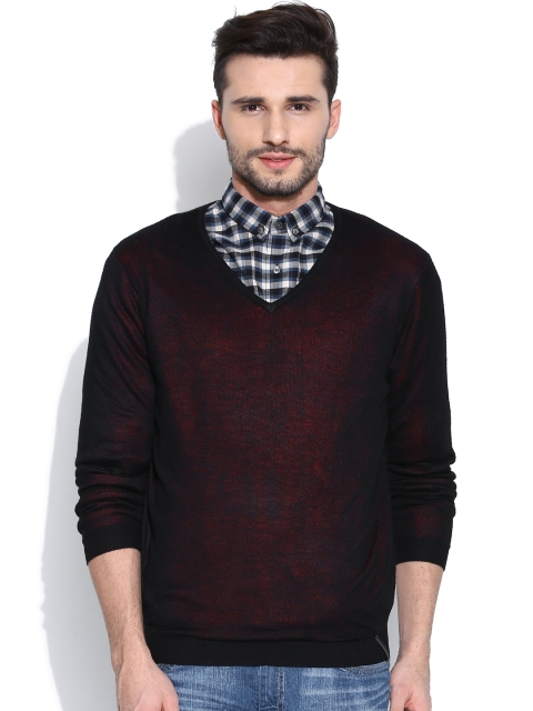 

Blackberrys Black Dual-Toned Sweater