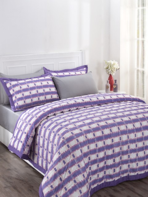 

MASPAR Purple Set of 3 Purple Geometric 120 GSM Double Bed Quilt & 2 Pillow Covers