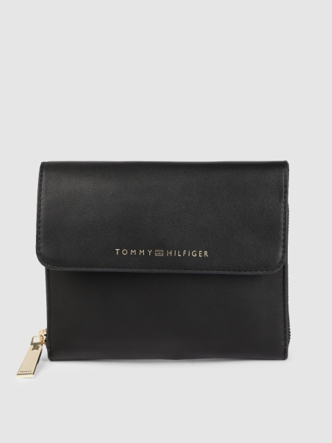 

Tommy Hilfiger Black Solid Sling Bag