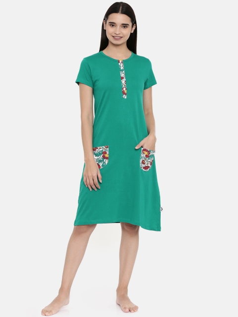 

zebu Women Green Solid Nightdress